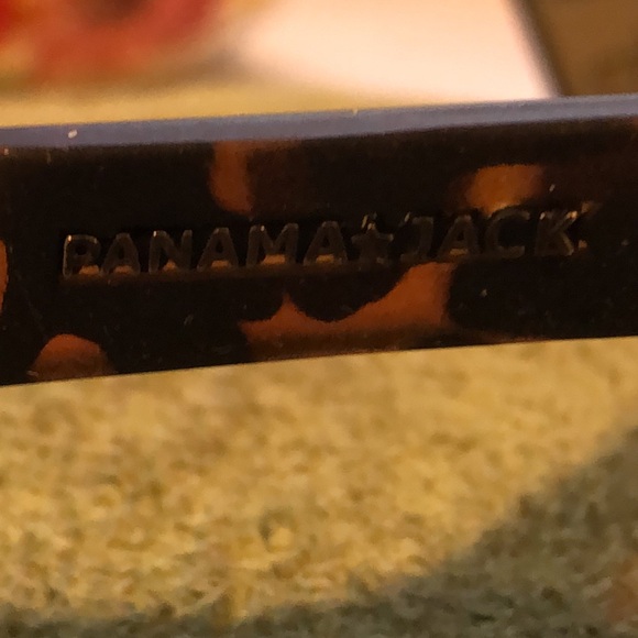 - Sunglasses 🕶️ (Panama Jack) - Picture 5 of 7